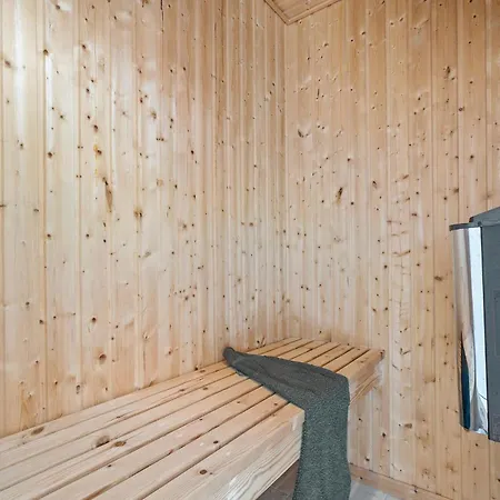 Amazing In With Sauna