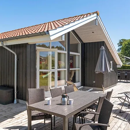 Amazing In With Sauna